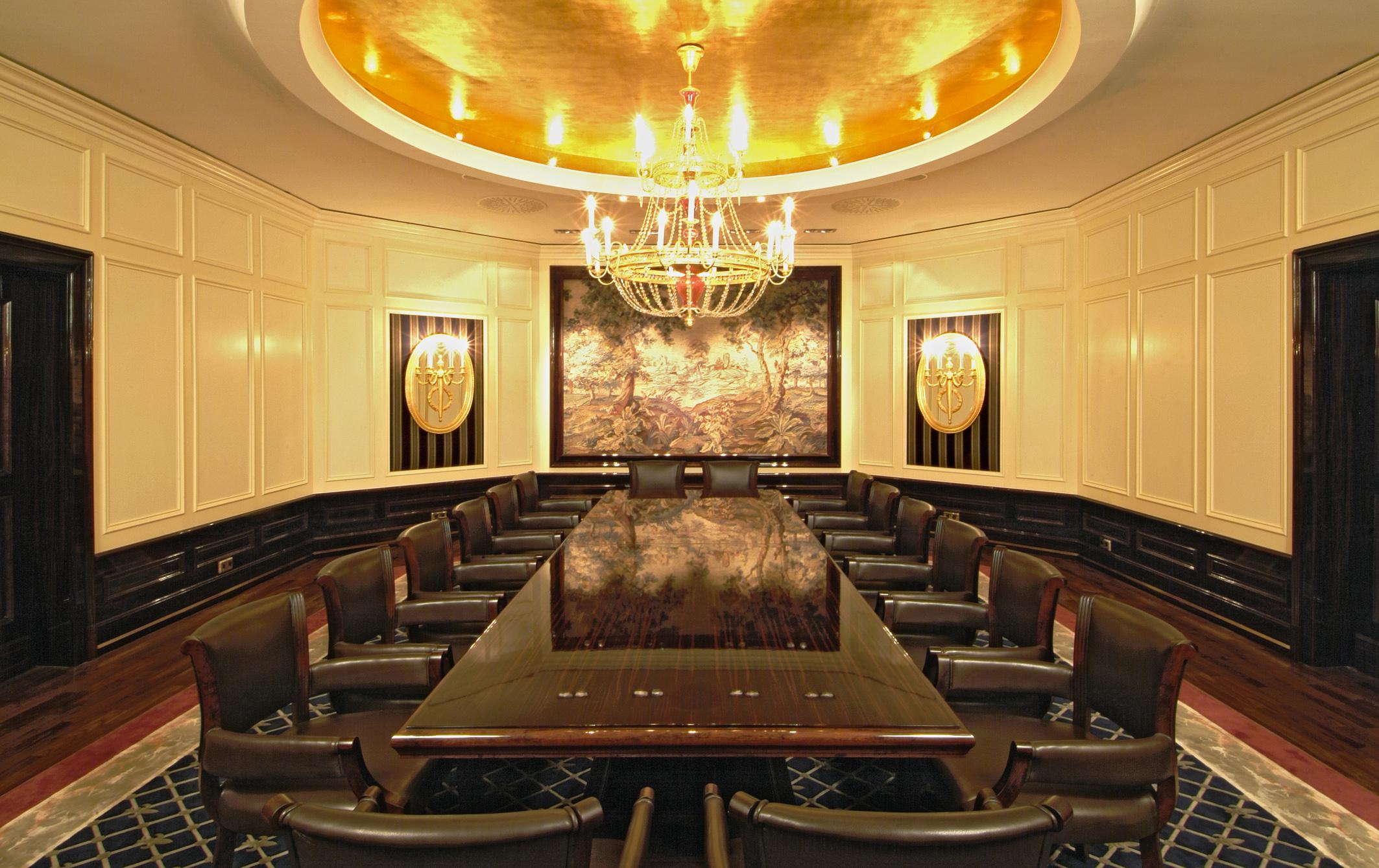 Hotel Palace Berlin Business photo The boardroom of the Hong Kong Club